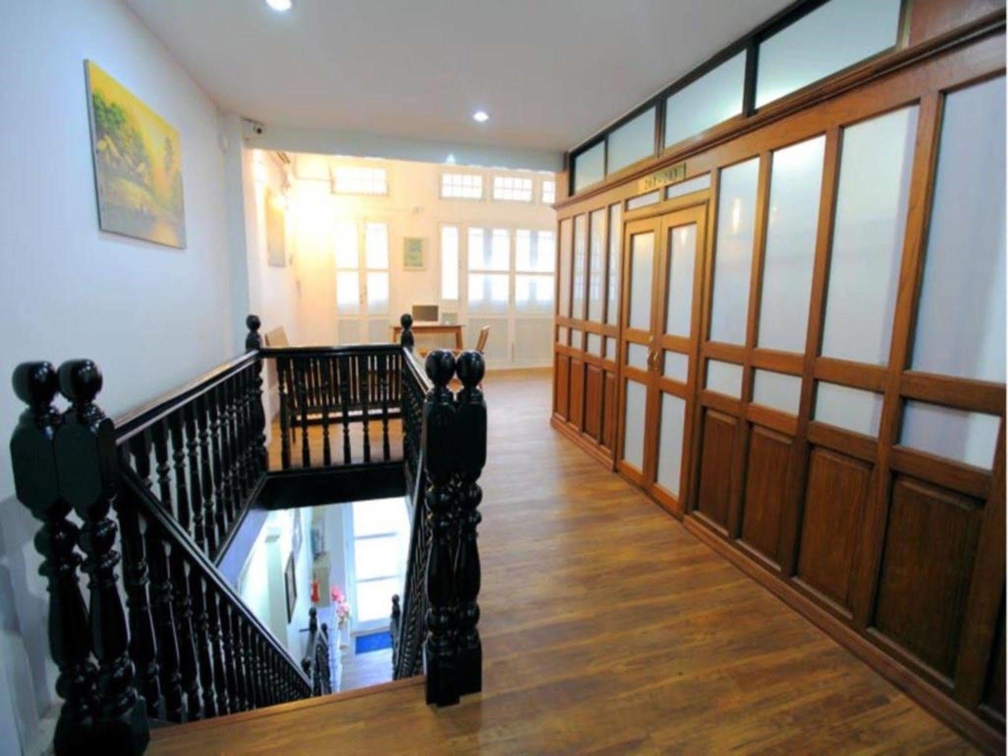 Four Rivers Youth Hostel Rangun Kültér fotó